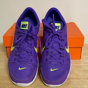 Nike Flex Supreme TR 2 Cross Trainers